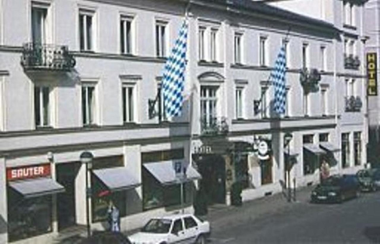 Hotel Wendelstein Розенхайм Екстериор снимка