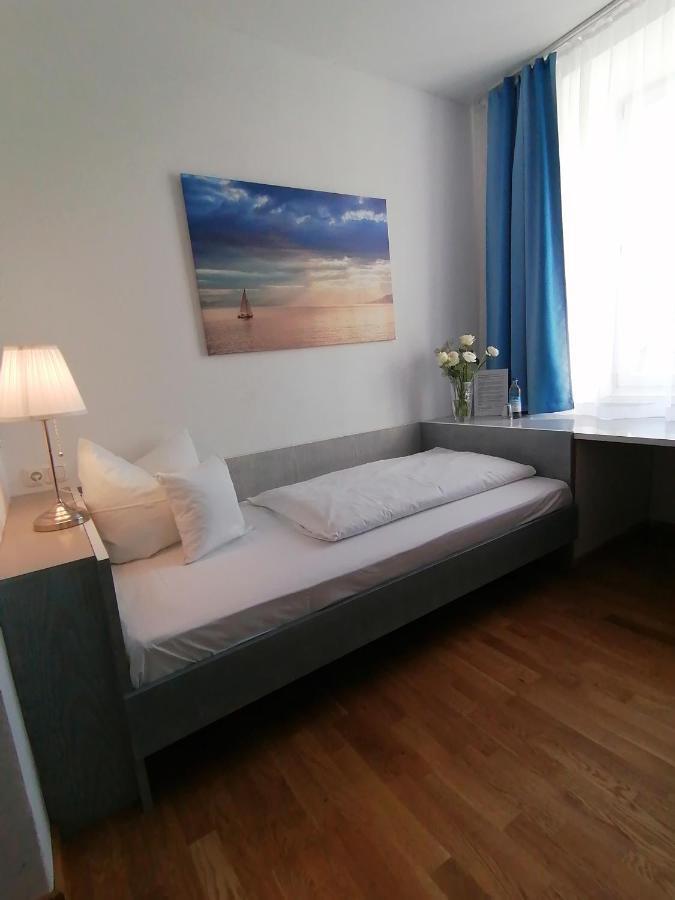 Hotel Wendelstein Розенхайм Екстериор снимка