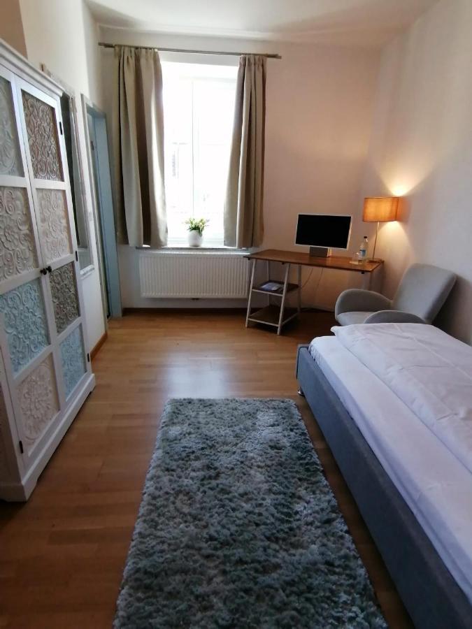 Hotel Wendelstein Розенхайм Екстериор снимка