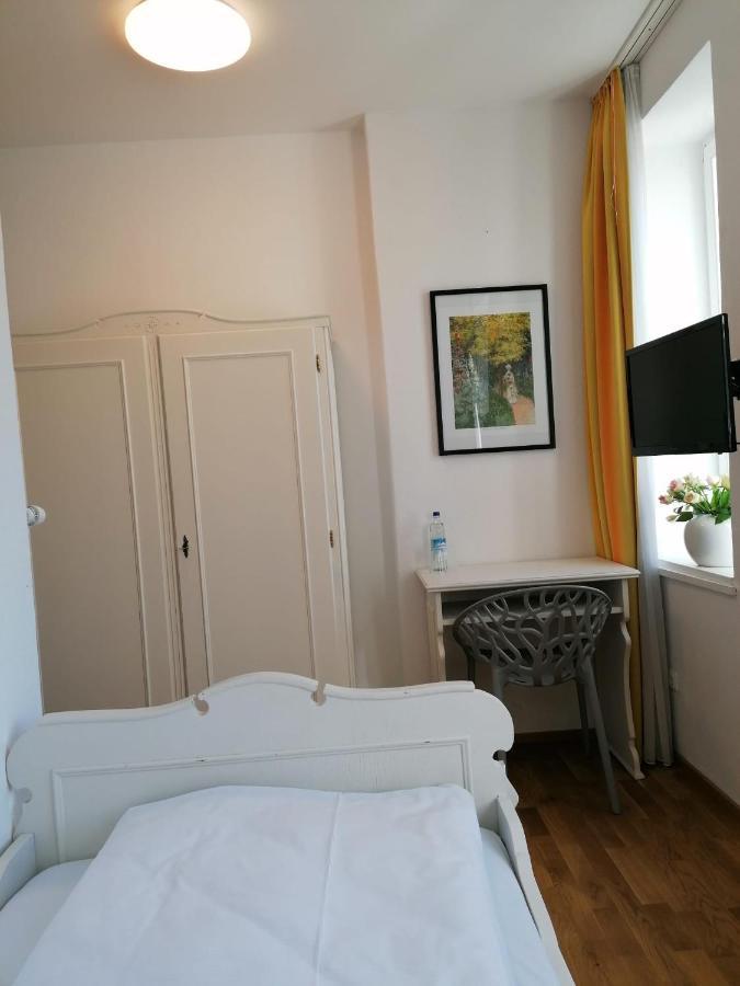 Hotel Wendelstein Розенхайм Екстериор снимка