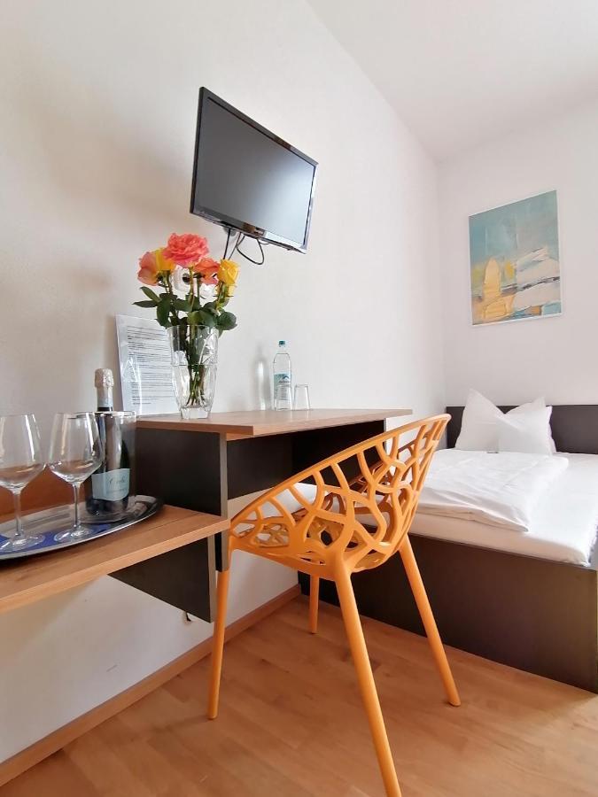 Hotel Wendelstein Розенхайм Екстериор снимка