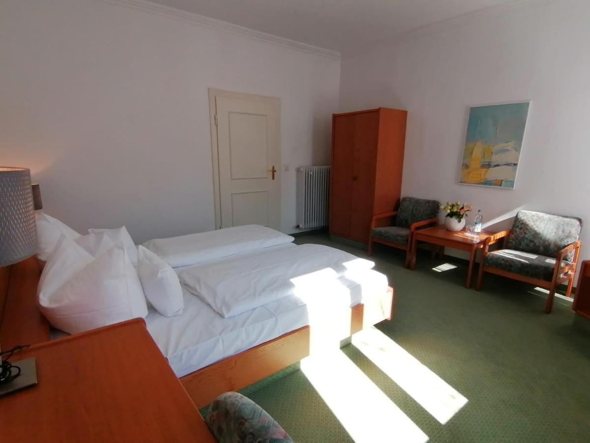 Hotel Wendelstein Розенхайм Екстериор снимка